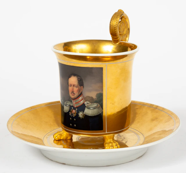 Lot 194: KPM PORTRAIT CUP SHOWING KING FREDERICK WILLIAM III OF PRUSSIA