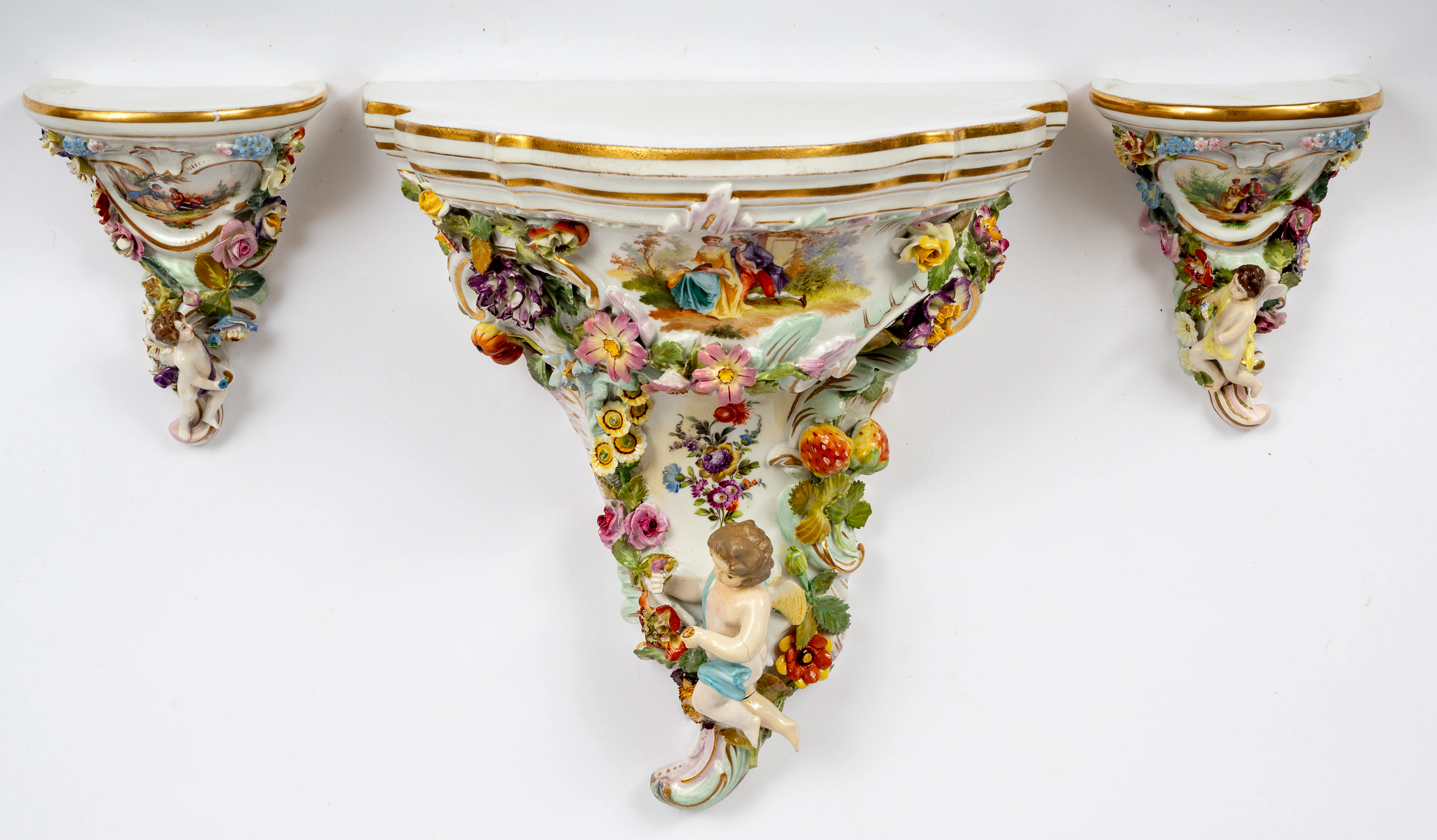 Lot 220: 3 PORCELAIN WALL BRACKETS