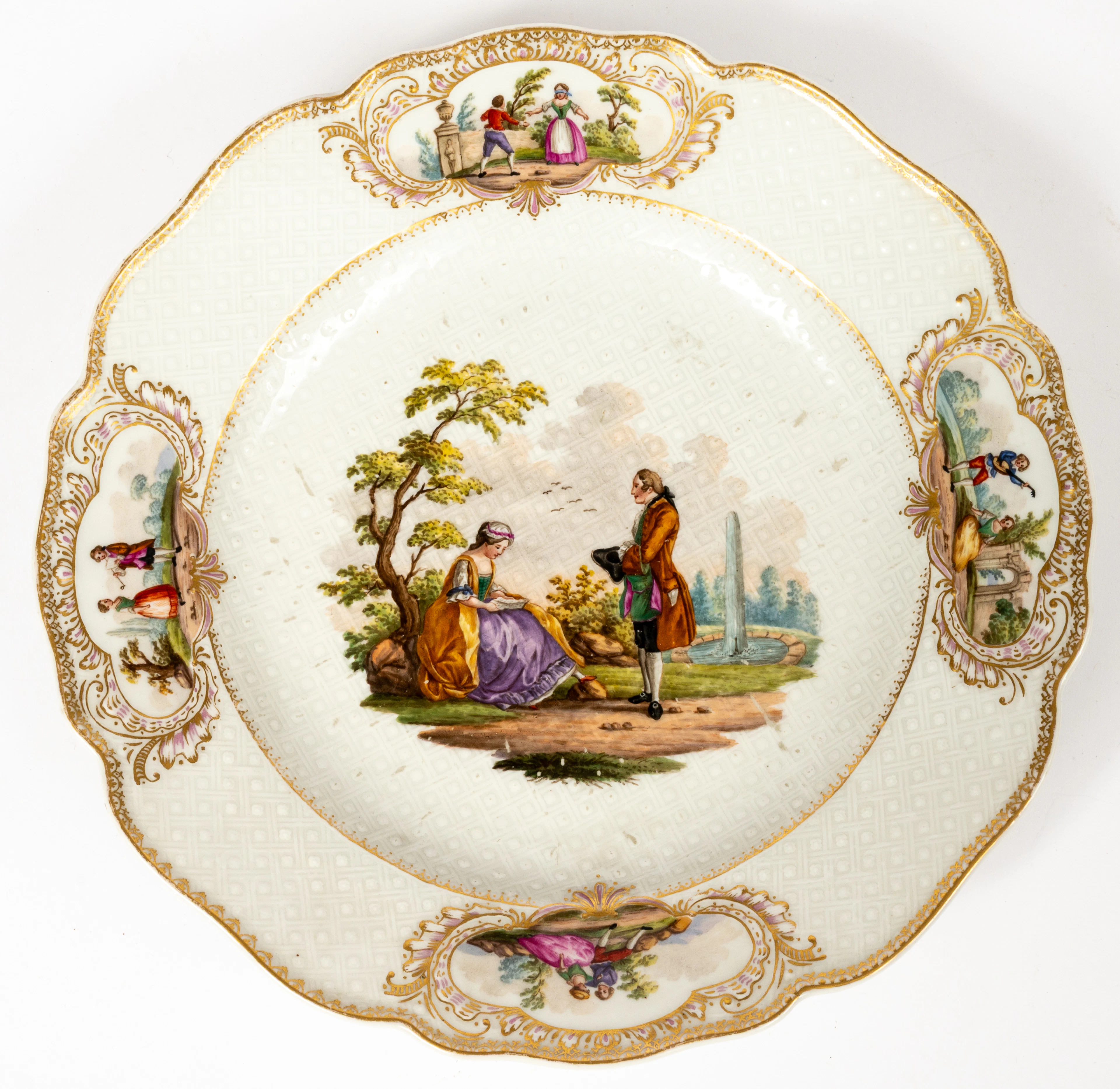 Lot 164: (153) MEISSEN PORCELAIN PLATE WITH GALLANT SCENES