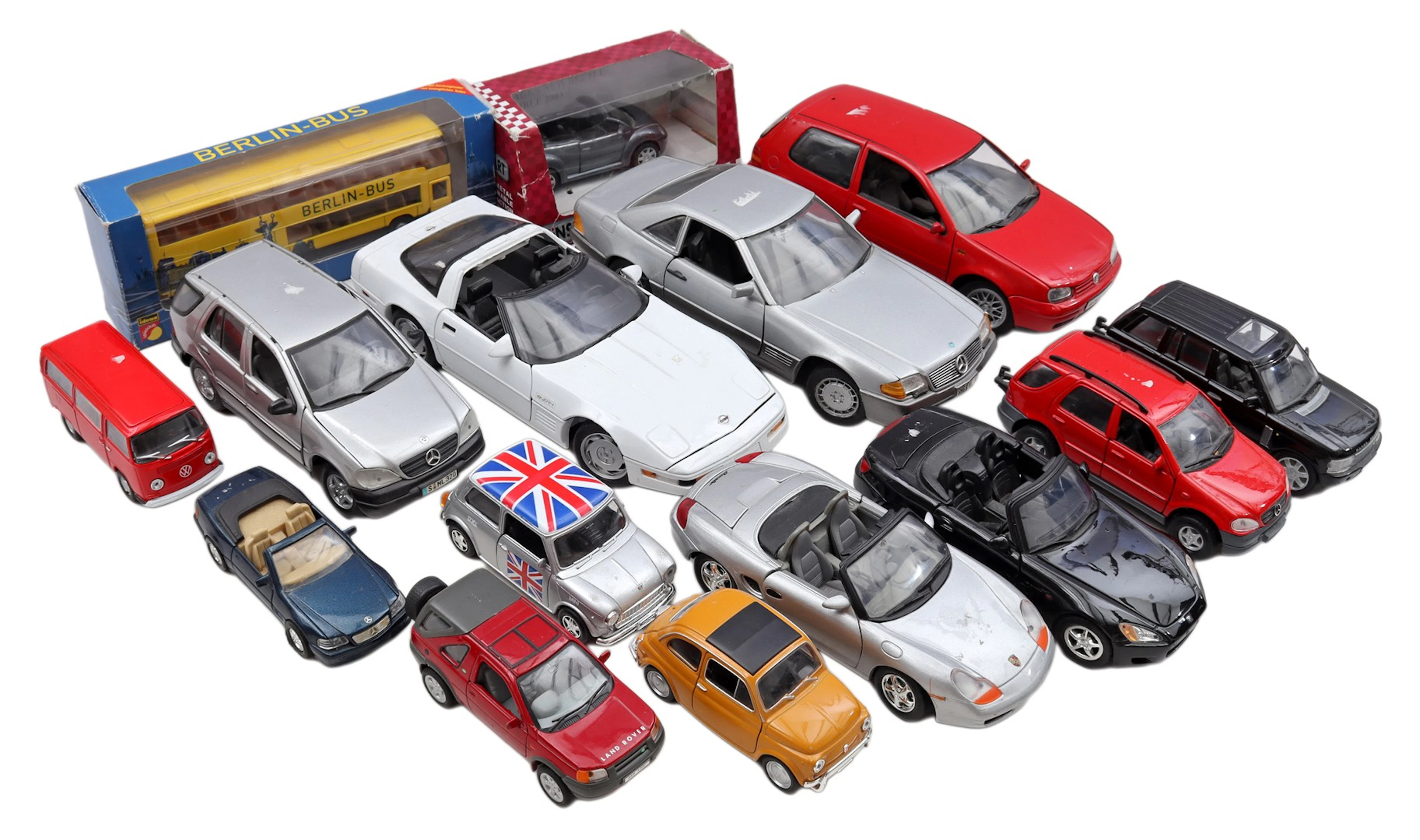 15 schaalmodellen van auto's van verschillende merken