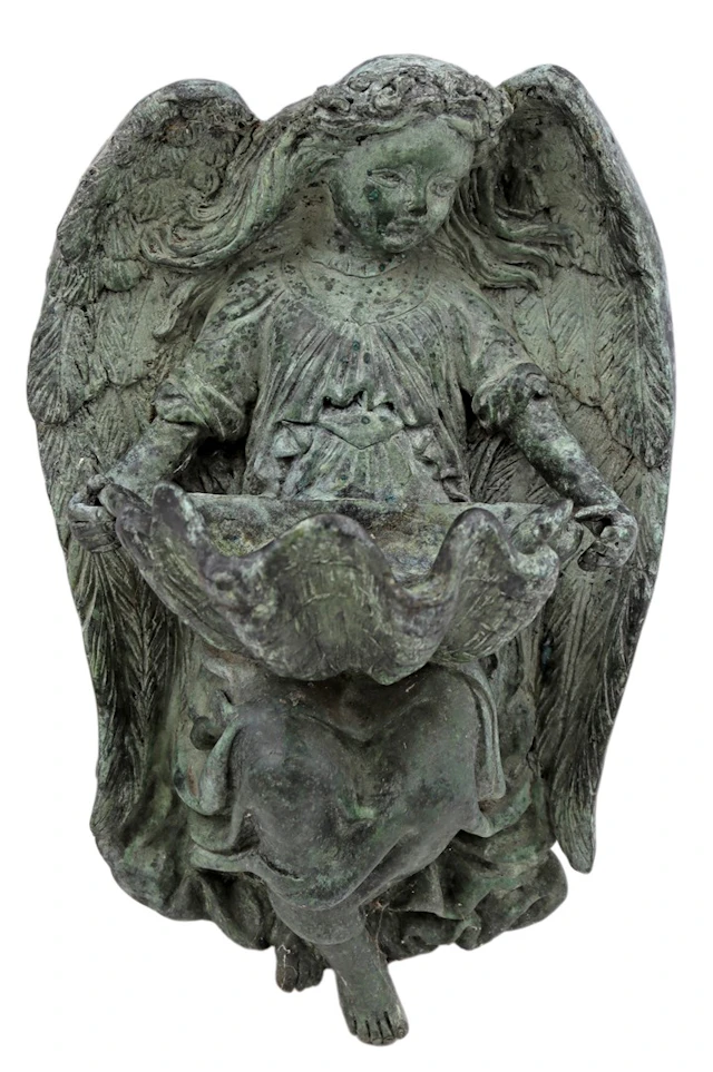 Bronzen wijwaterbakje in de vorm van een engel met doopvontschelp