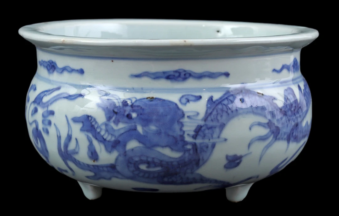 Porseleinen wierookpot met blauw drakendecor