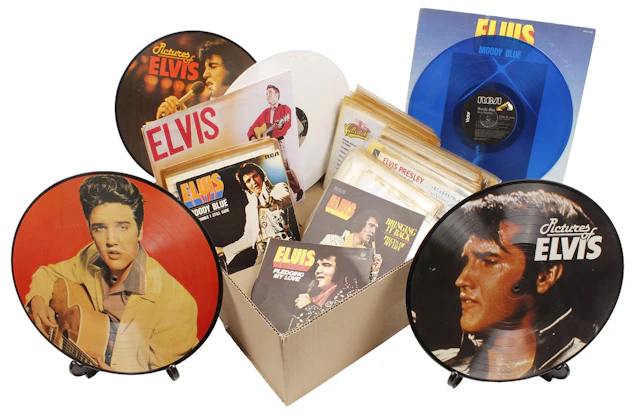Doos Elvis Presley LP's en singles waaronder Pictures of Elvis