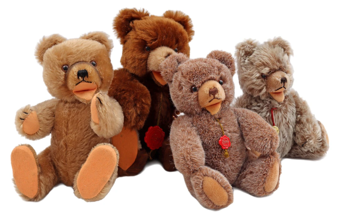 4 pluche beren