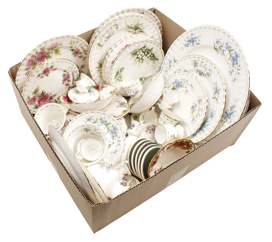 Doos Royal Albert porseleinen serviesgoed met decors uit...