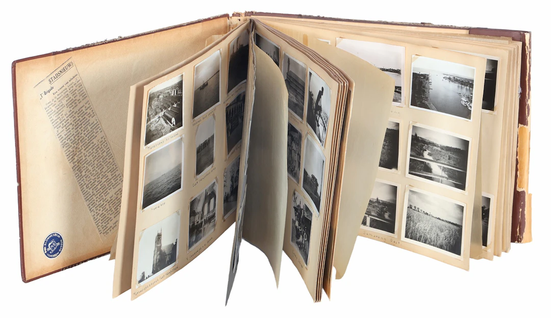 Fotoalbum met foto's van militairen etc