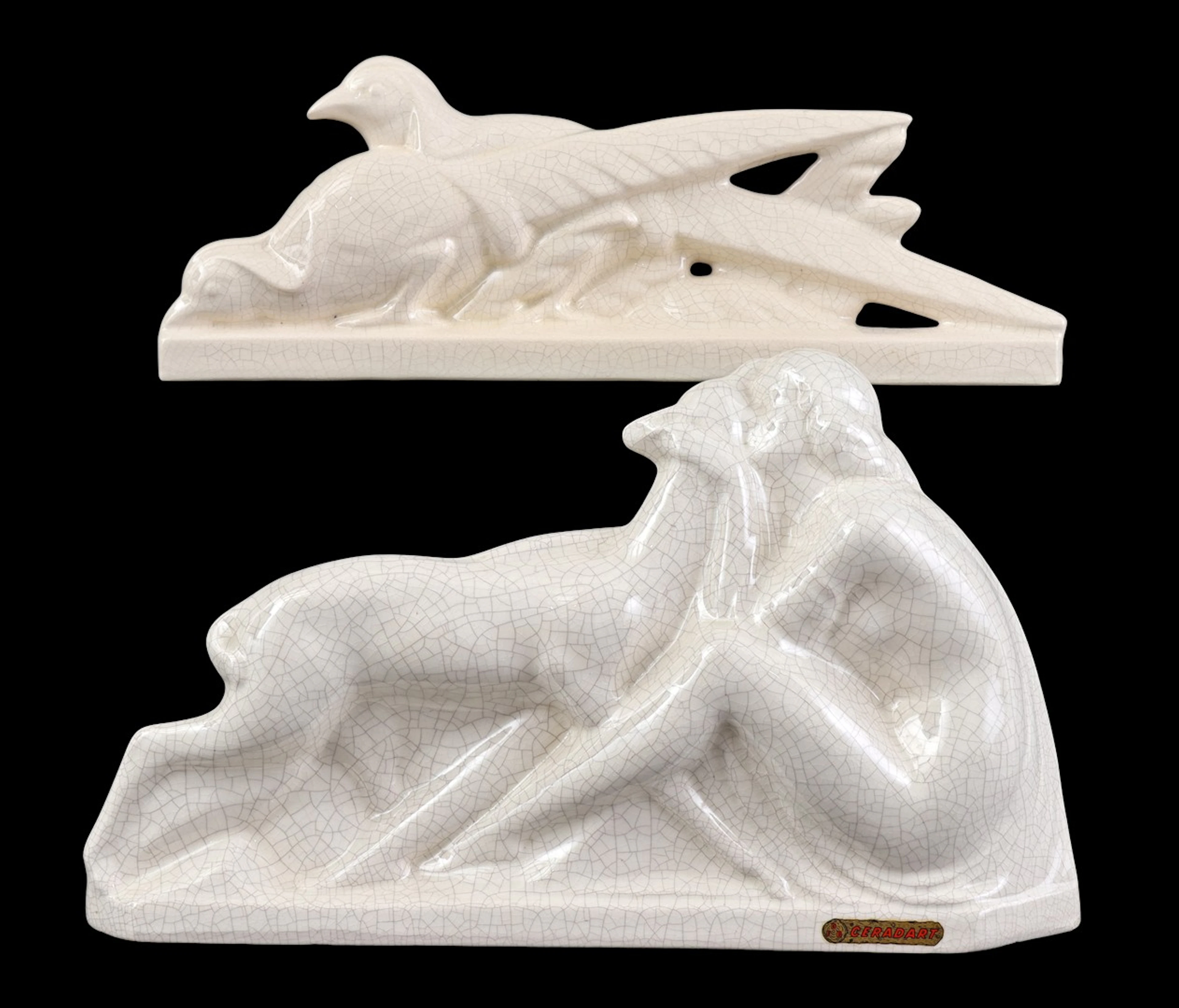 2 Art Deco-stijl aardewerken beelden in de vorm van fazanten en vrouw met hert
