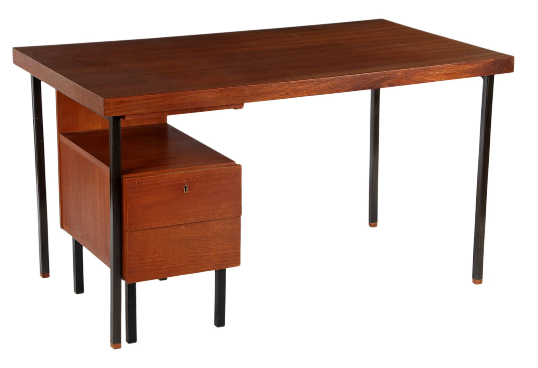 3-laads bureau met teakhouten blad en staand op metalen onderstel