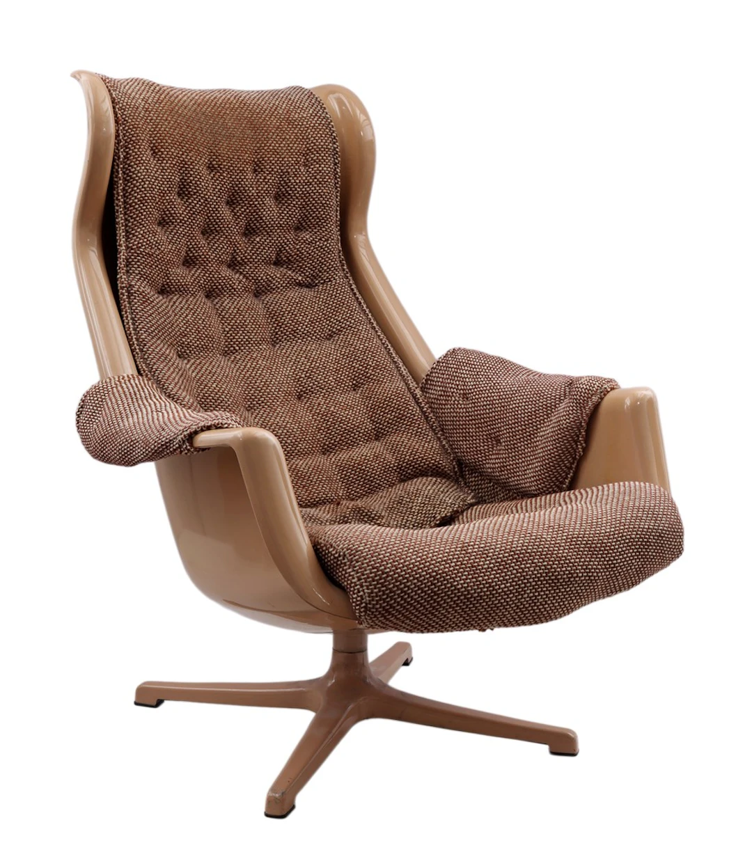 Kunststof draaifauteuil met gecapitonneerde bruine stoffering
