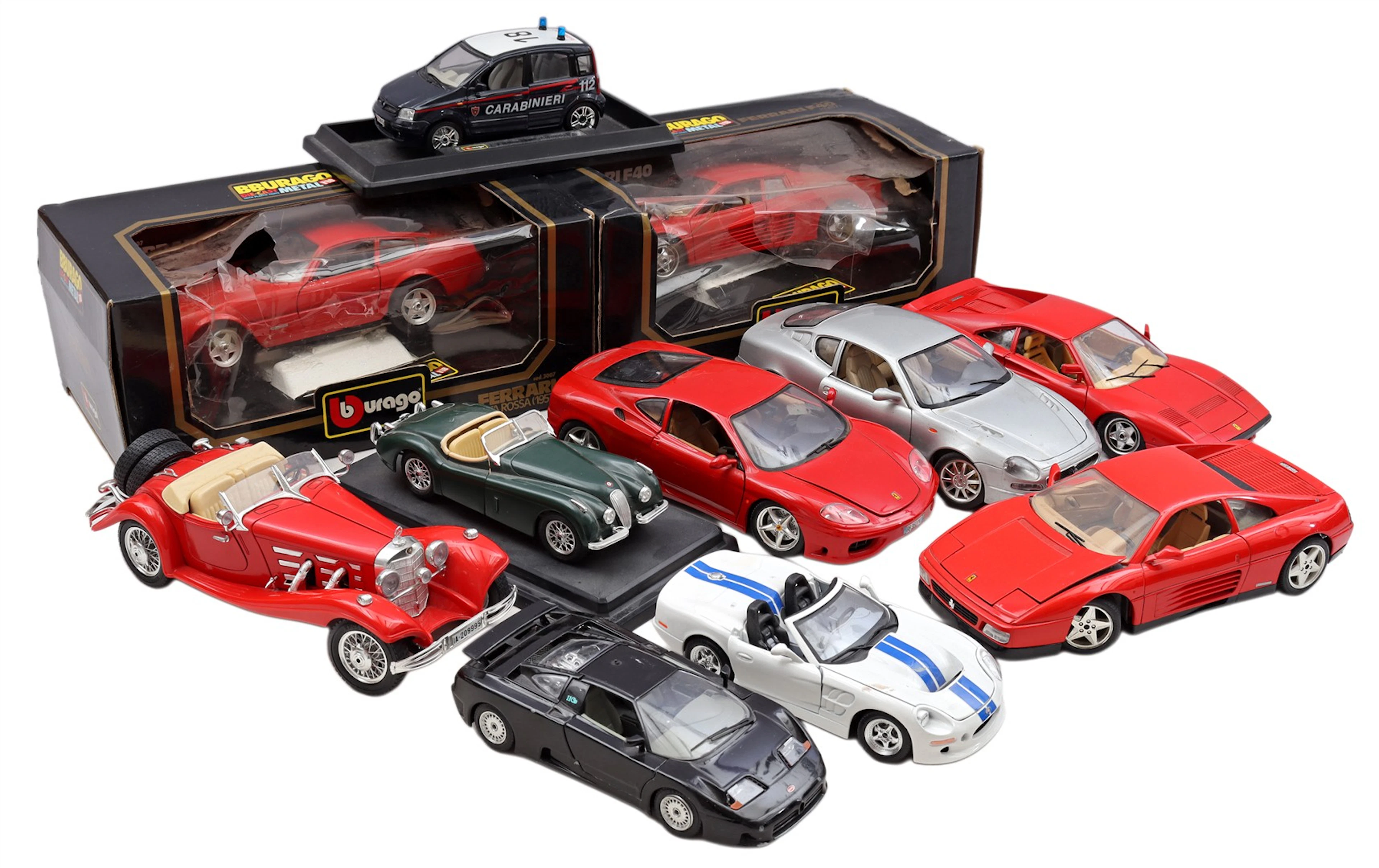 11 Bburago schaalmodellen van auto's (losse onderdelen)