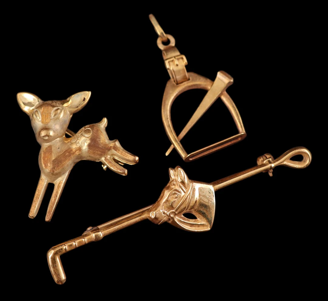 Kavel van 3 gouden sieraden