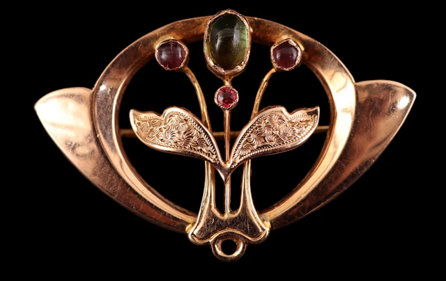 Rosé gouden broche