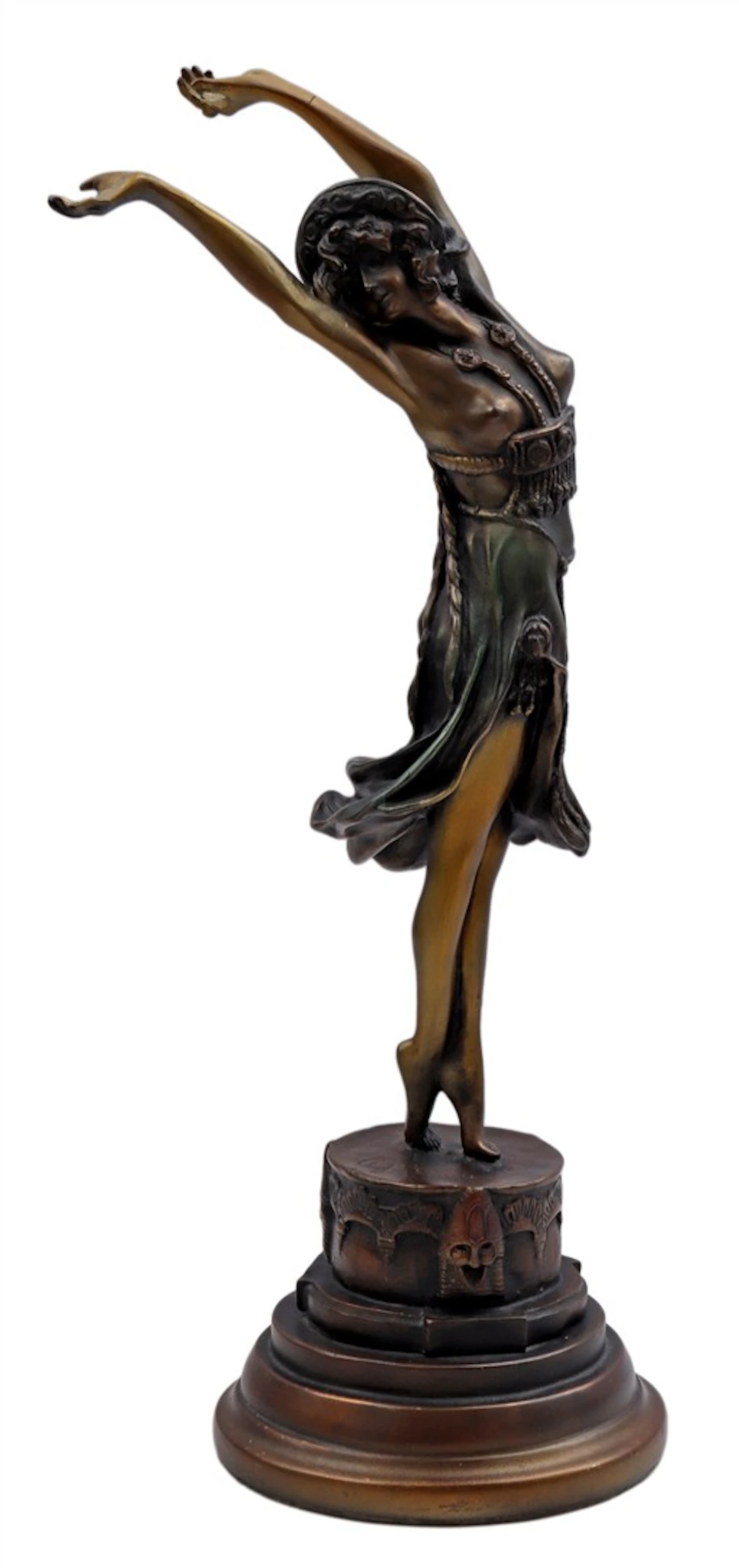 Kunststof beeld van een danseres