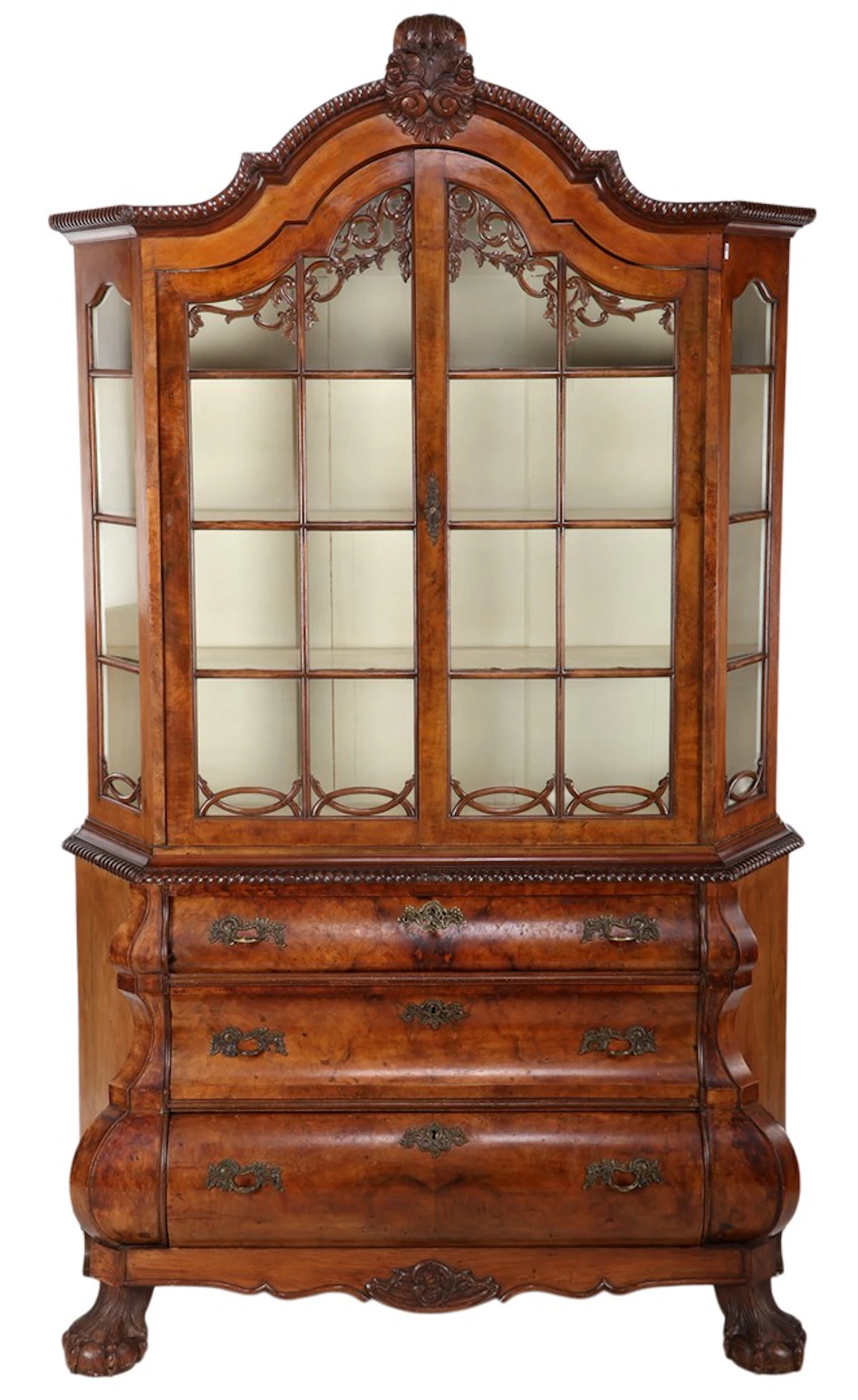 Louis XV-stijl tweedelige vitrinekast met gecontourneerde...