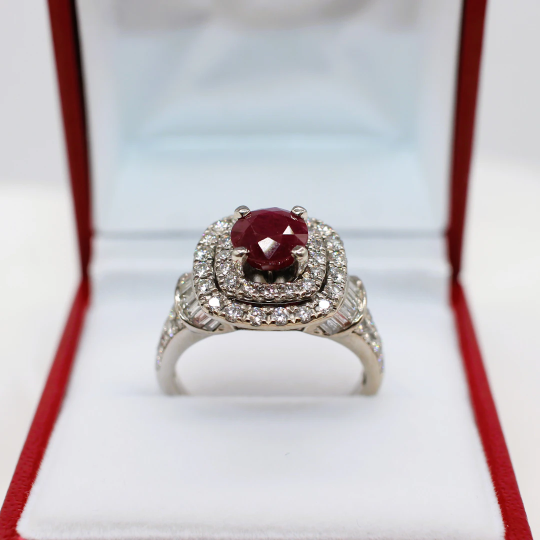IMPRESSIVE DIAMOND & RUBY DOUBLE HALO RING.