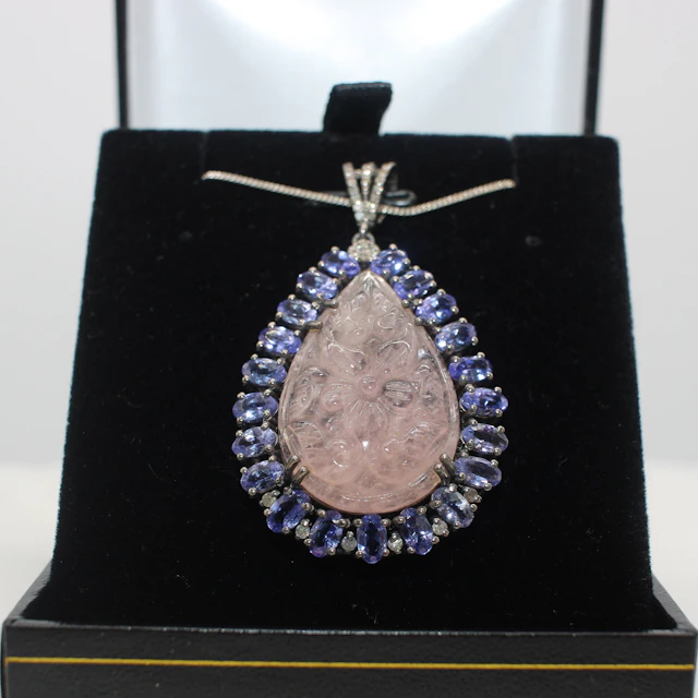 CARVED MORGANITE, TANZANITE AND DIAMOND NECKLACE.