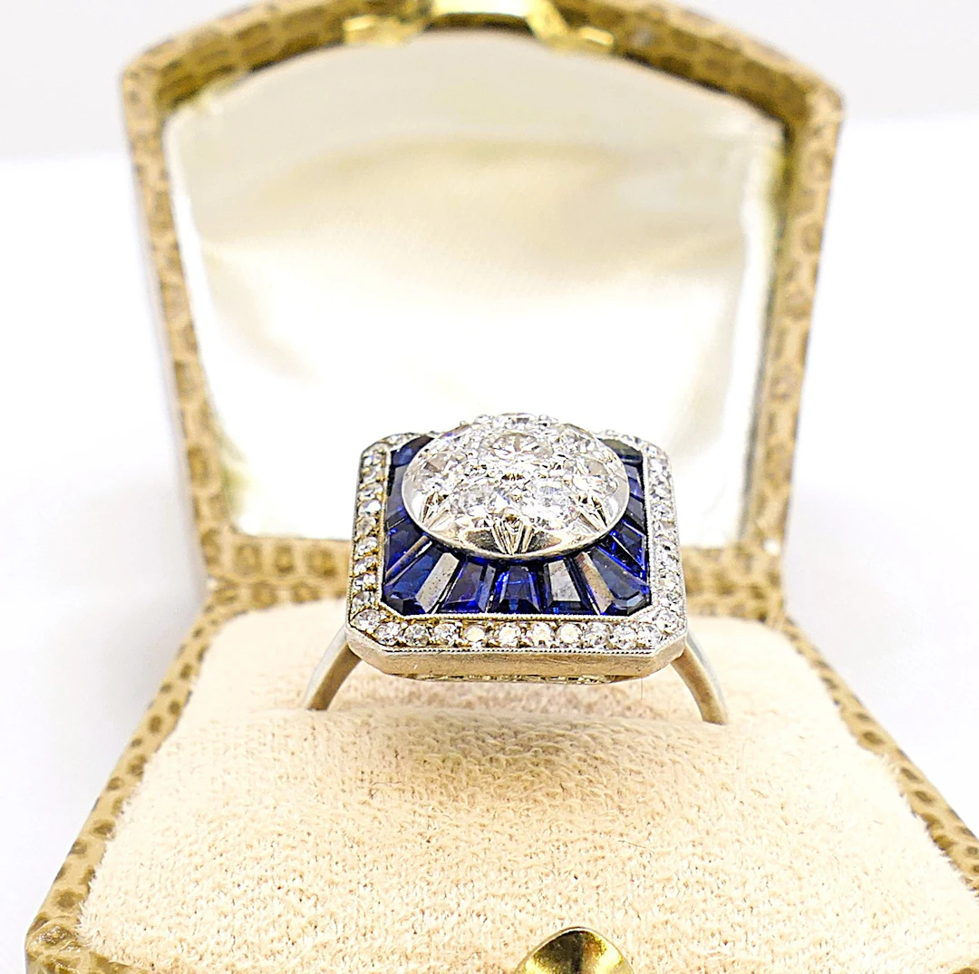PLATINUM ORIGINAL 1930S FINE QUALITY HANDMADE ART DECO SAPPHIRE AND