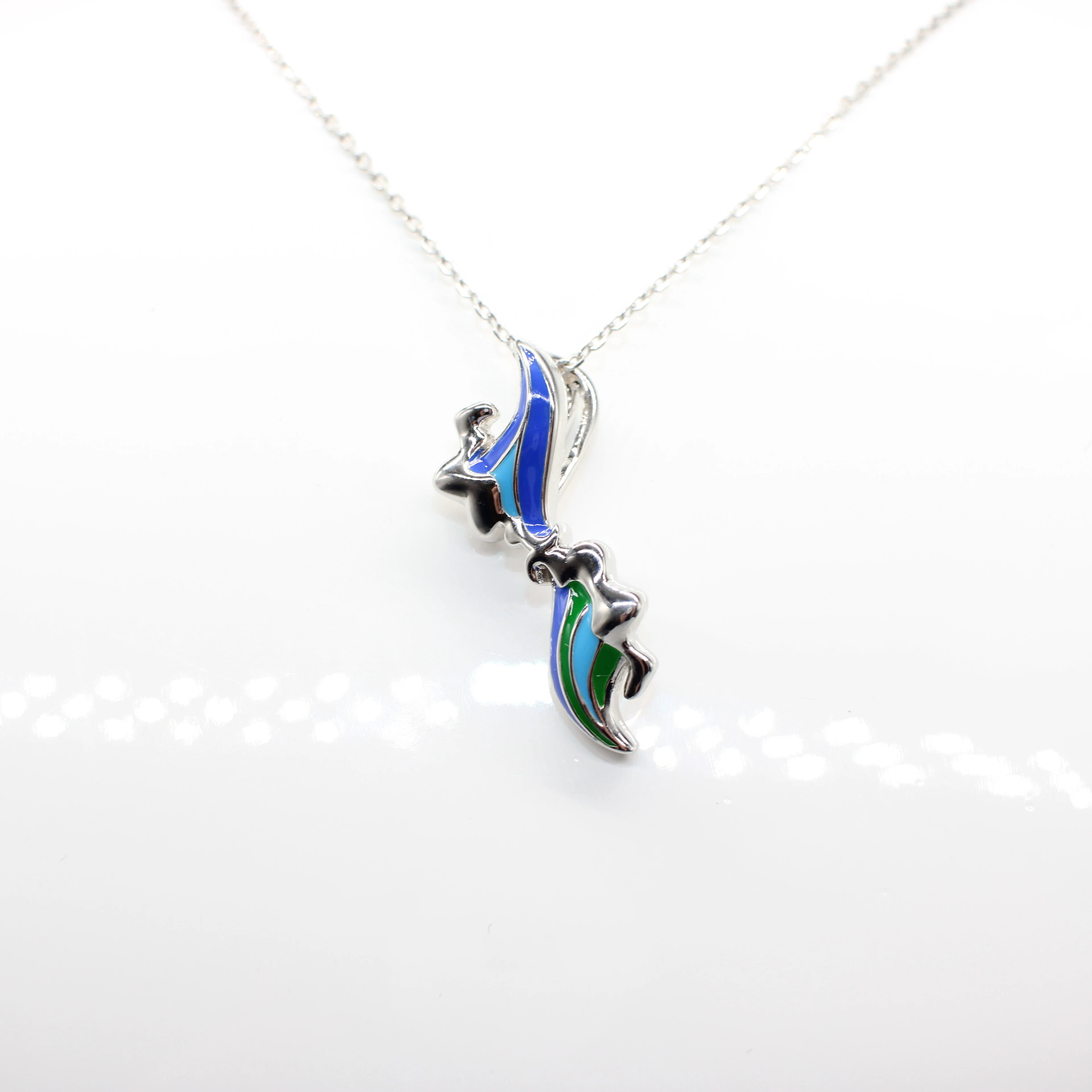 SILVER (925) & ENAMEL "WAVE" NECKLACE.
