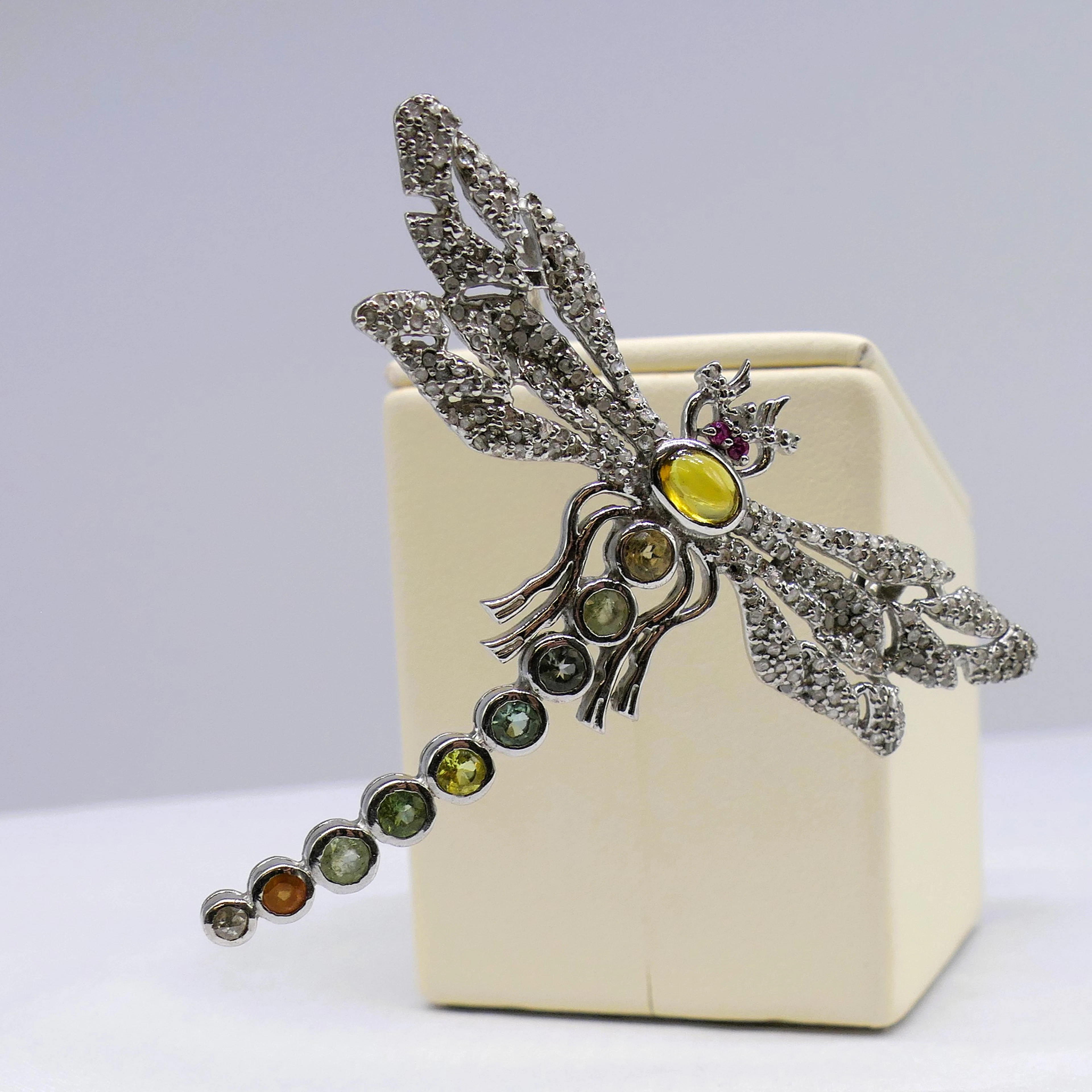 DIAMOND DRAGONFLY BROOCH.
