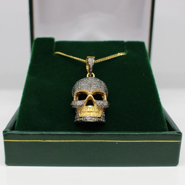 DIAMOND SKULL NECKLACE.