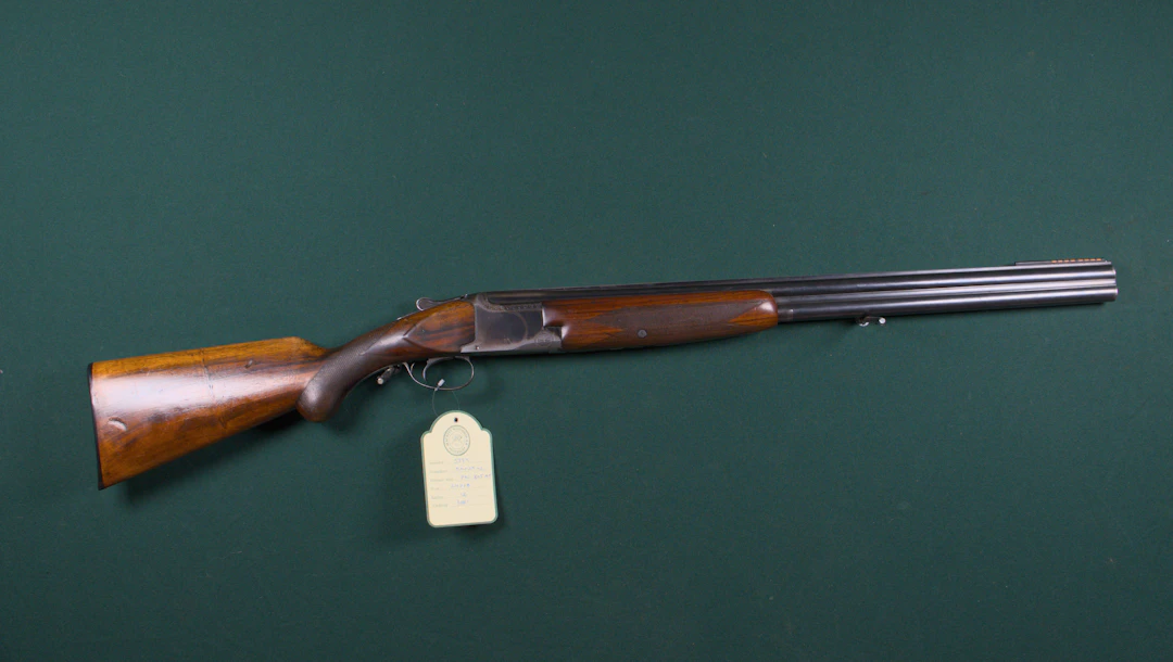 FN B25 A1 kaliber 12/70 tillv.nr 24068S4.