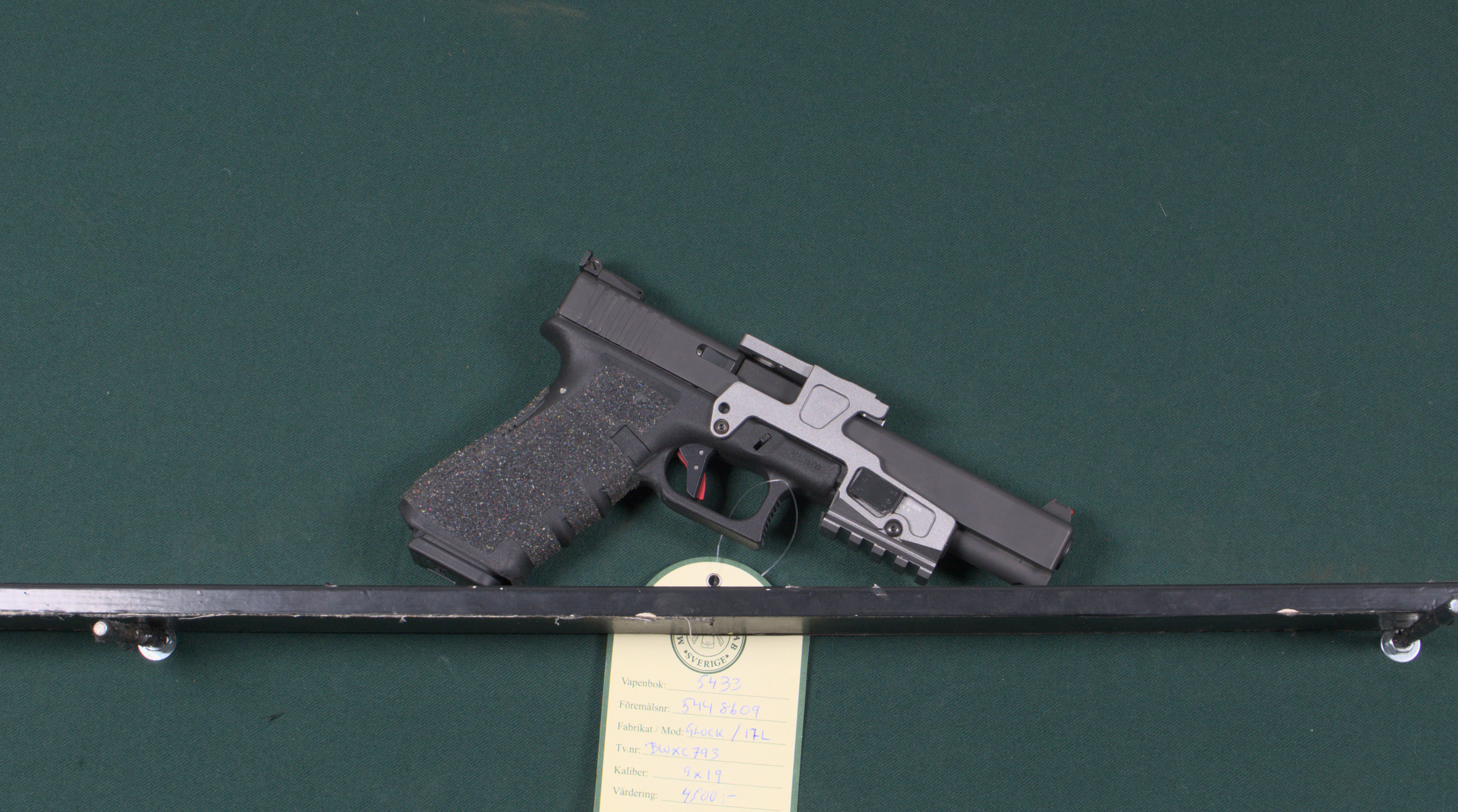 Glock Modell 17 Gen3 Kal. 9x19 Tillv.nr: BWXC793 SE3377104.