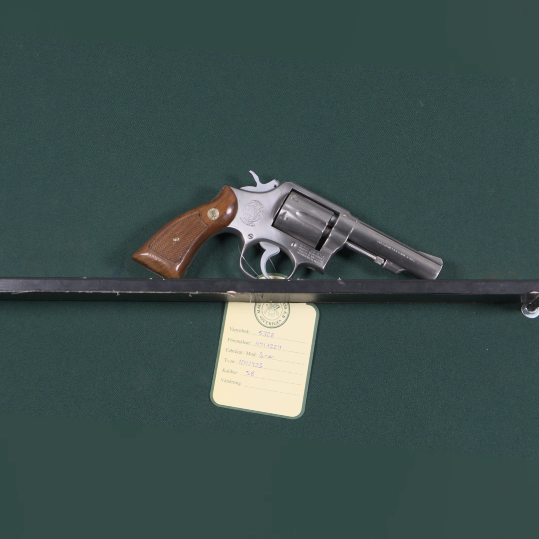 Smith & Wesson 64-1 kal. 38 Special #1D12923.