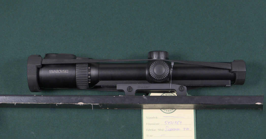 Swarovski Z8i SR L4AI 1-8x24 inkl. Blaser skenmontage.