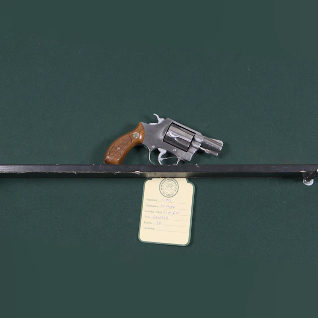 Smith & Wesson m/60 kal. 38 Special #R216353.