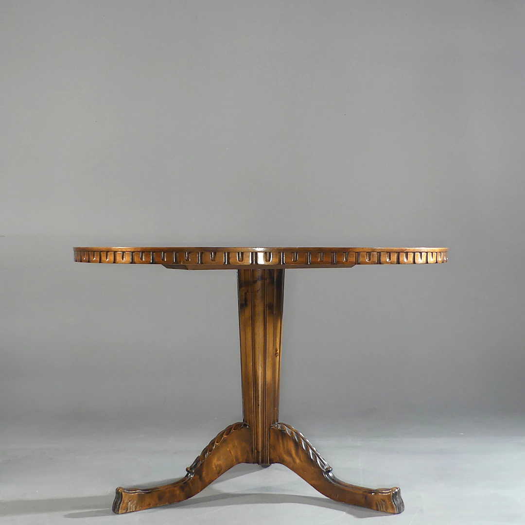 PELARBORD, swedish grace, skuren dekor, rotfanér.