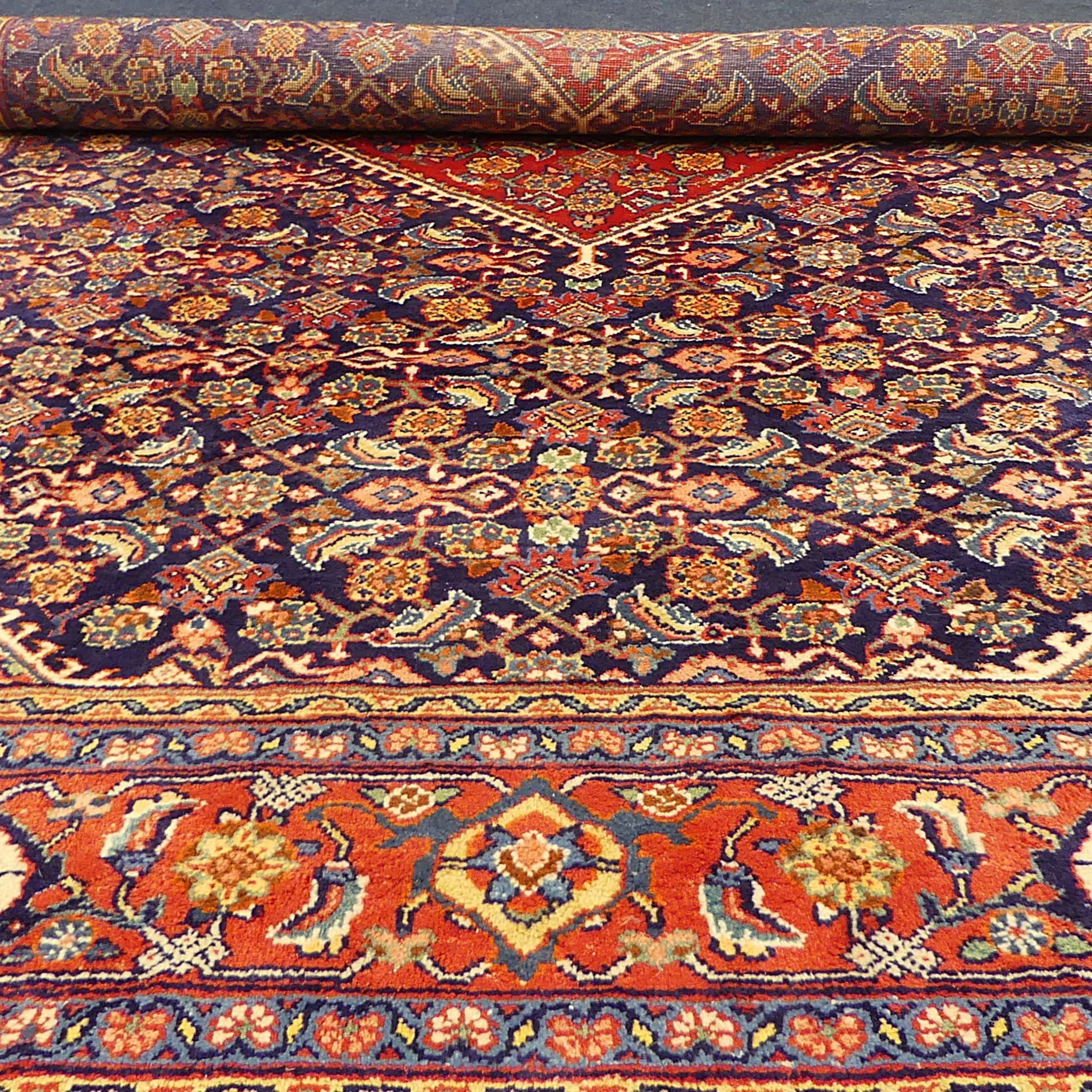 MATTA, orientalisk 409 x 290 cm.