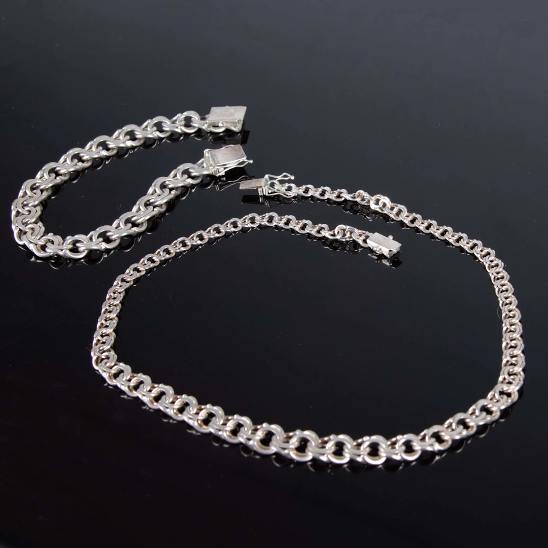 ARMBAND och COLLIER BISMARCK. Silver, 2 delar.