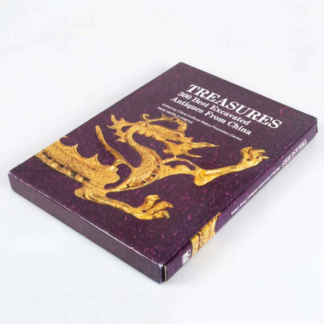 BOK, "Treasures – 300 Best Excavated Antiques From China", New World Press.