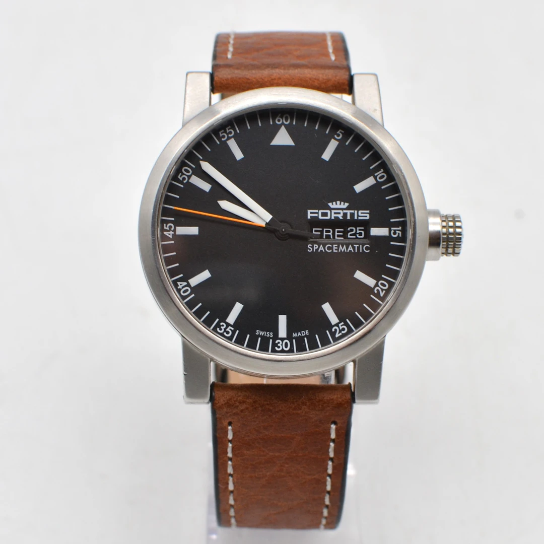 FORTIS SPACEMATIC, AUTOMATIC, HERRENARMBANDUHR, MIT DATUMSANZEIGE