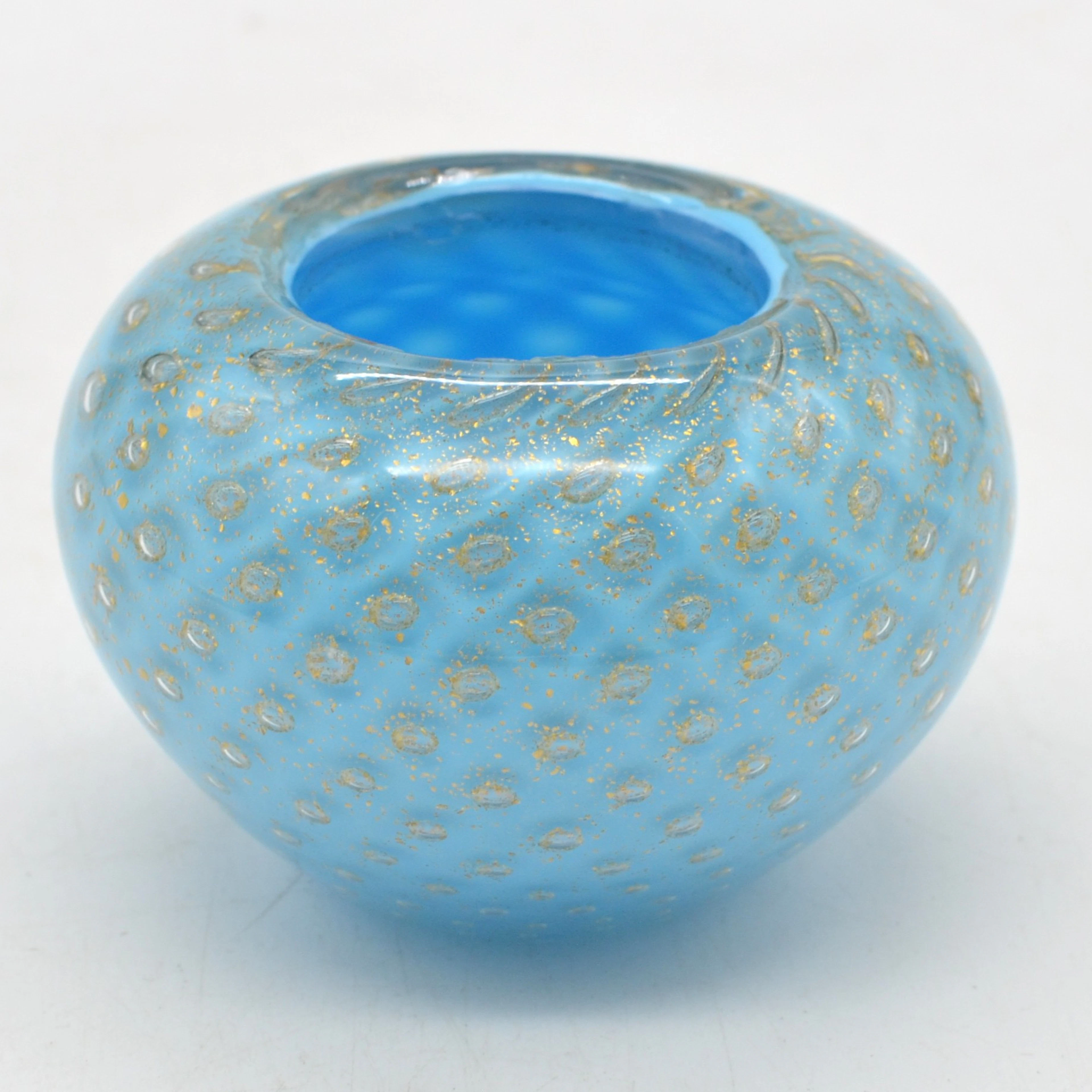 ALFREDO BARBINI. MURANO DESIGNERVASE, STUDIOGLAS UND OPALINO, BLATTGOLD