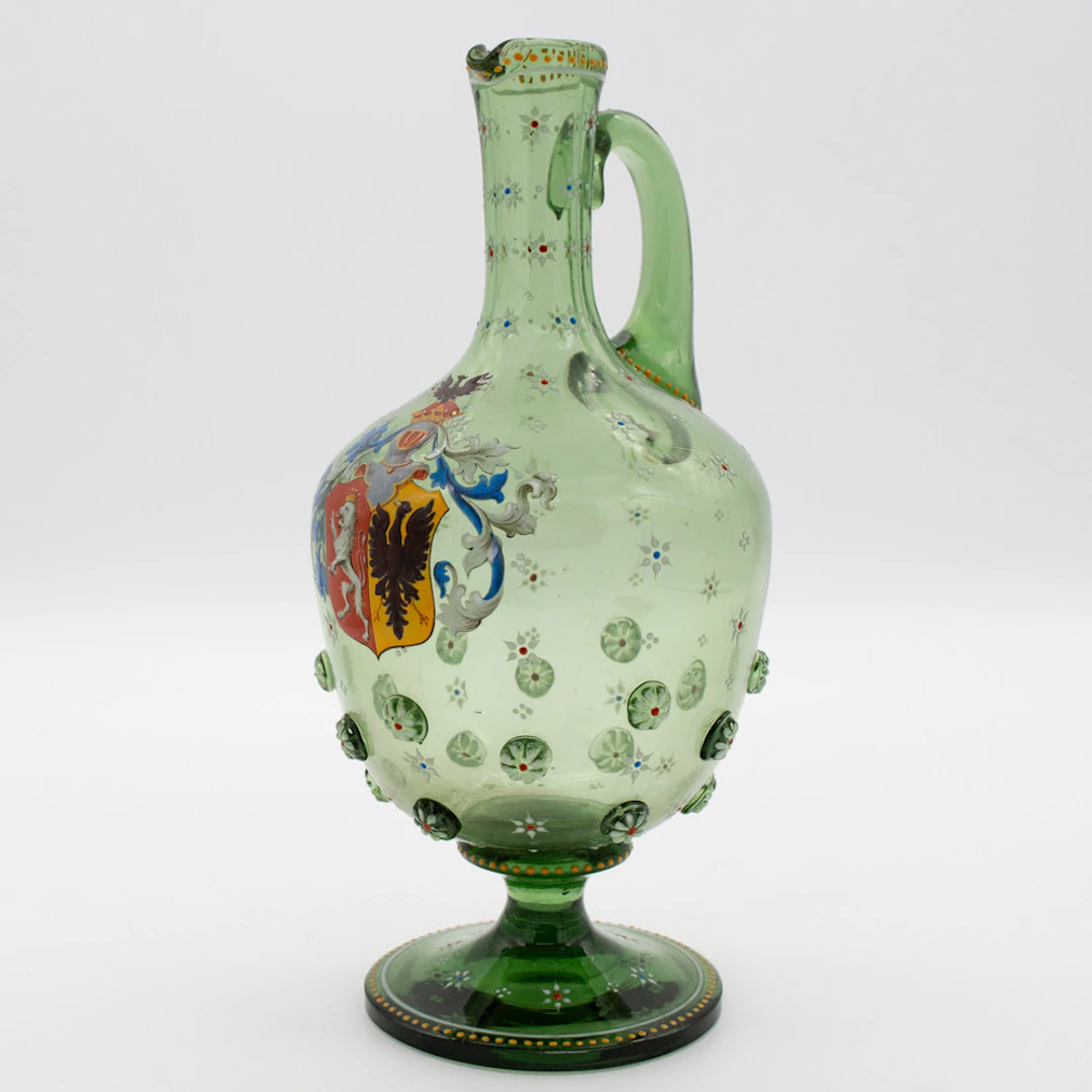 LOBMEYR KARAFFE, J. & . L. LOBMEYR, WIEN, ANTIKGRÜNES GLAS MIT AUFGESCHMOLZENEN