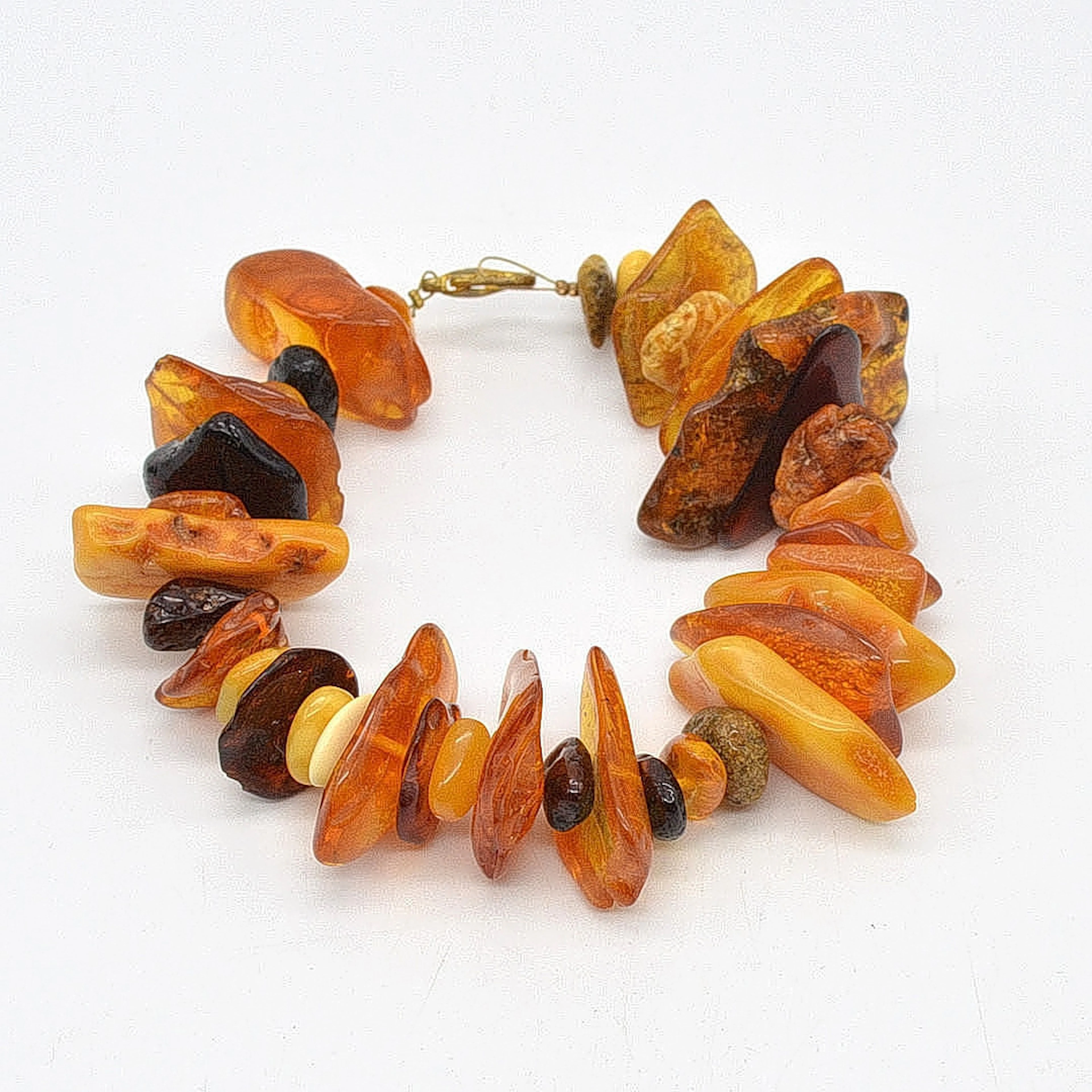 BUTTERSCOTCH BERNSTEIN ARMBAND, NATURBELASSEN, MIT VERSCHLUSS, CA.