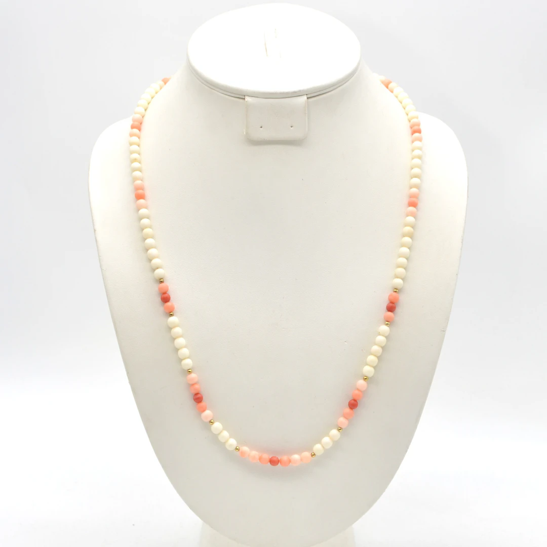 PERLENCOLLIER AUS ENGELSHAUTKORALLE, ENDLOSKETTE, PINK UND WEISS