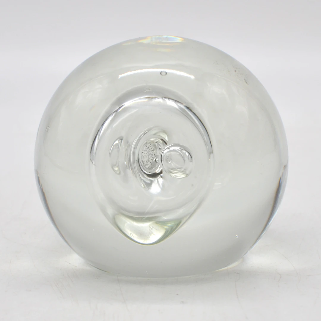 GERHARD SCHECHINGER. DESIGNER PAPERWEIGHT MIT BUBBLES, SIGNIERT, UM 1980.