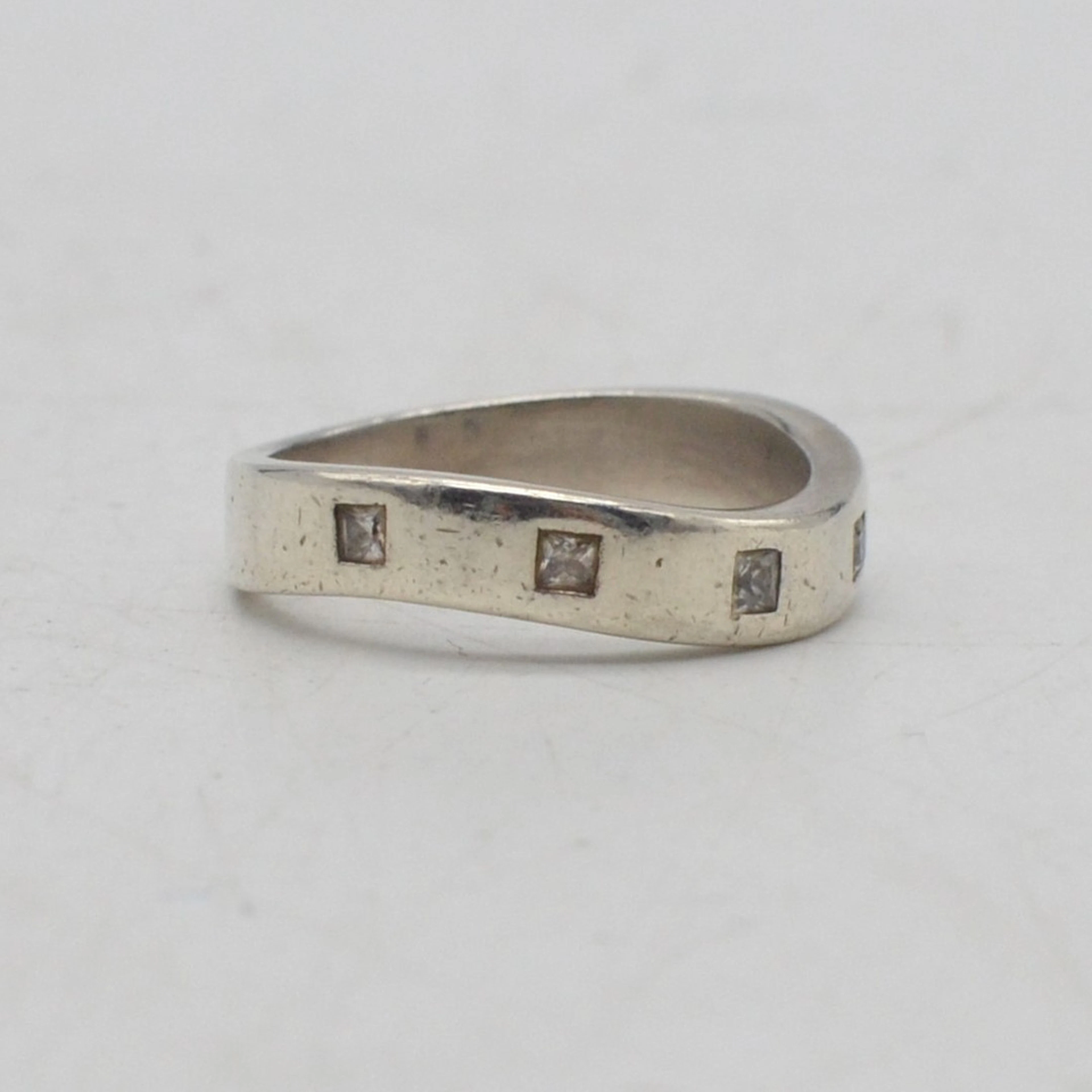 SMYKKEFORM (SMK), DÄNISCHER DESIGNER RING AUS STERLINGSILBER, GESCHWUNGENE