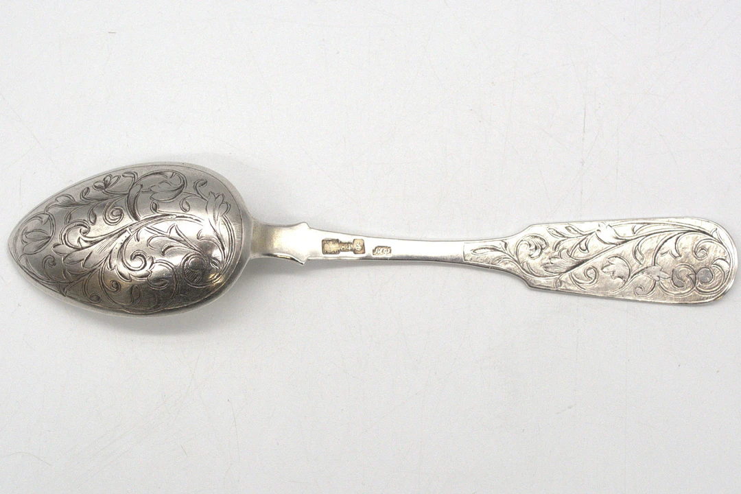 ANTIKER RUSSISCHER 875 SILBER/84 ZOLOTNIKI LÖFFEL MIT AUFWENDIGER
