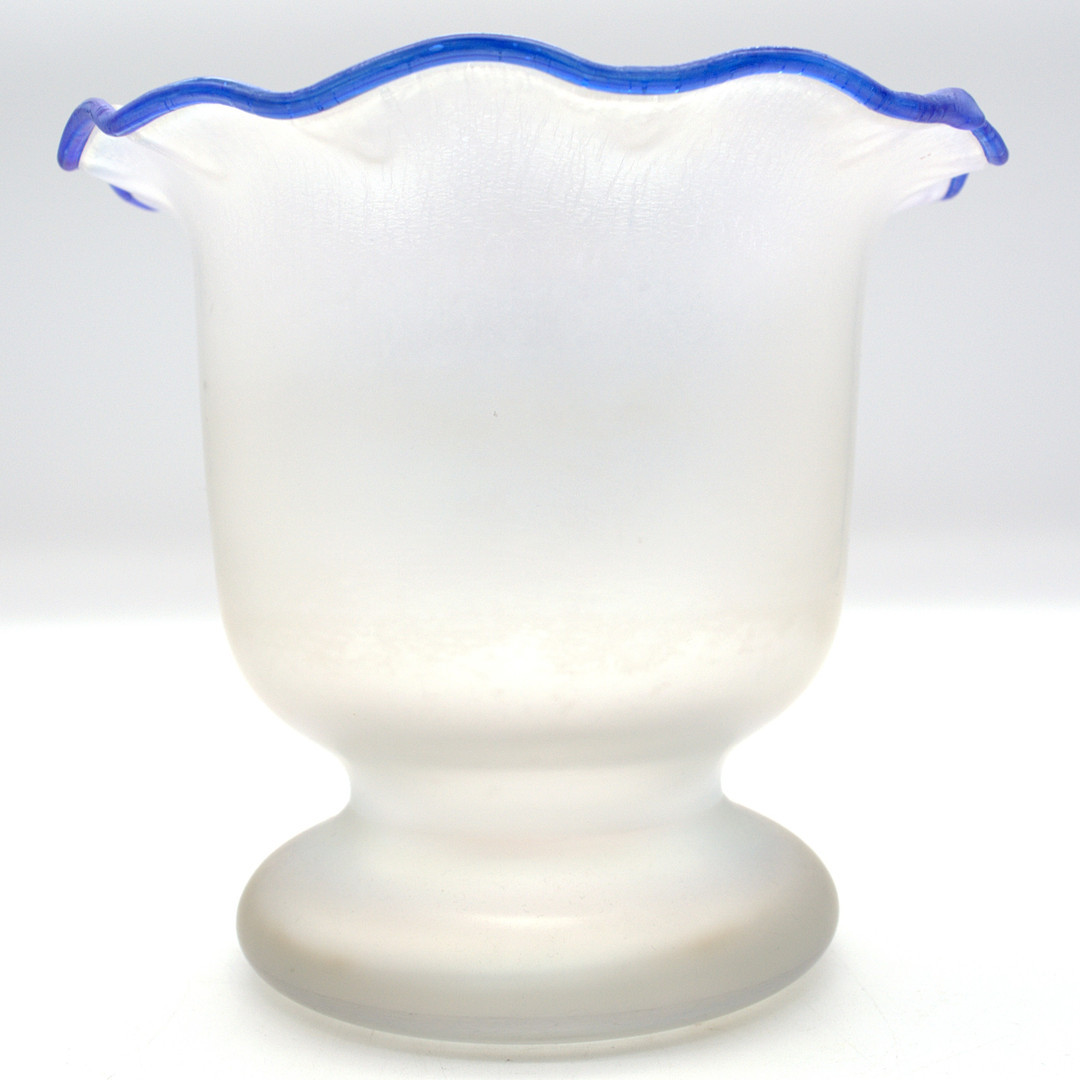 ERWIN EISCH. EISCH GLASHÜTTE, DESIGNER VASE 80ER JAHRE.