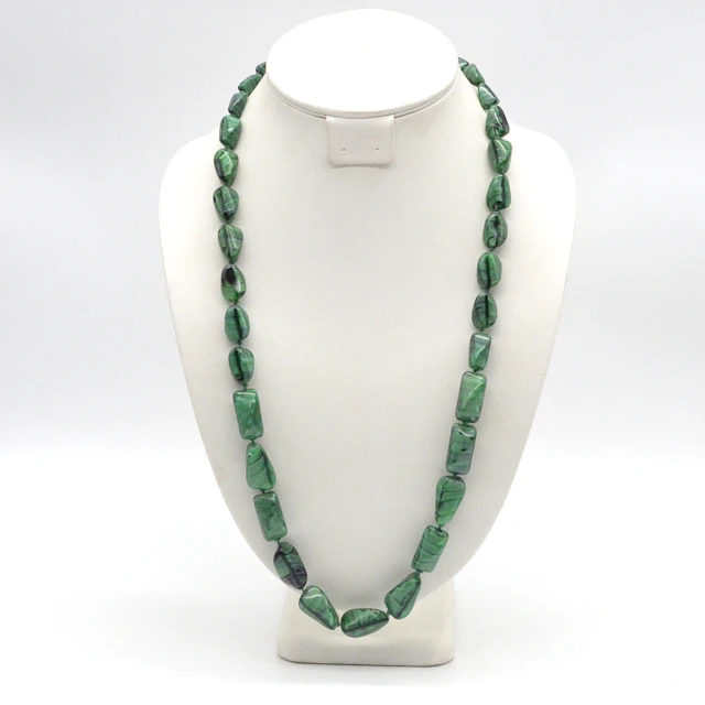 MURANO GLASPERLEN COLLIER, HANDGEMACHT, IN MALACHIT-FARBEN, DER GRÖSSE