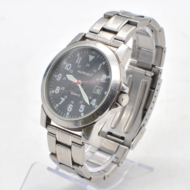 AURIOL, QUARTZ, ARMBANDUHR, GEHÄUSE UND ARMBAND AUS EDELSTAHL, DAYDATE-ANZEIGE