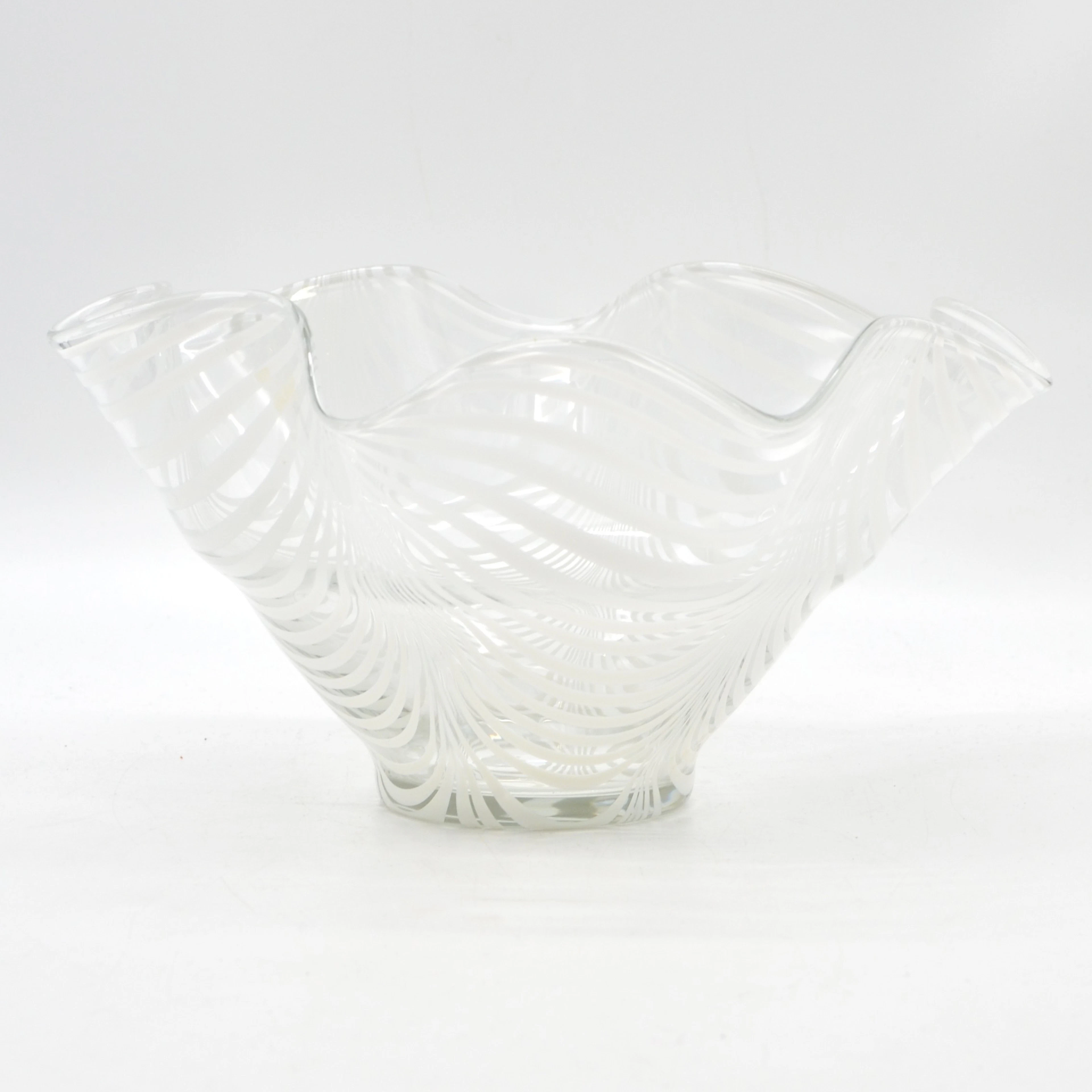 JOSKA, SCHALE, GLAS, WEISS UND TRANSPARENT, 20. JAHRHUNDERT.