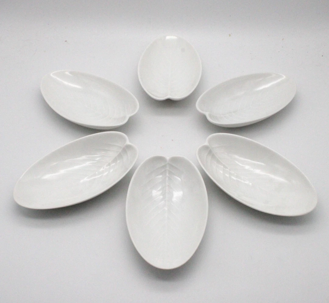 ROSENTHAL STUDIO-LINIE – 6-TEILIGES SET VON BLATTFÖRMIGEN PORZELLANSCHÄLCHEN