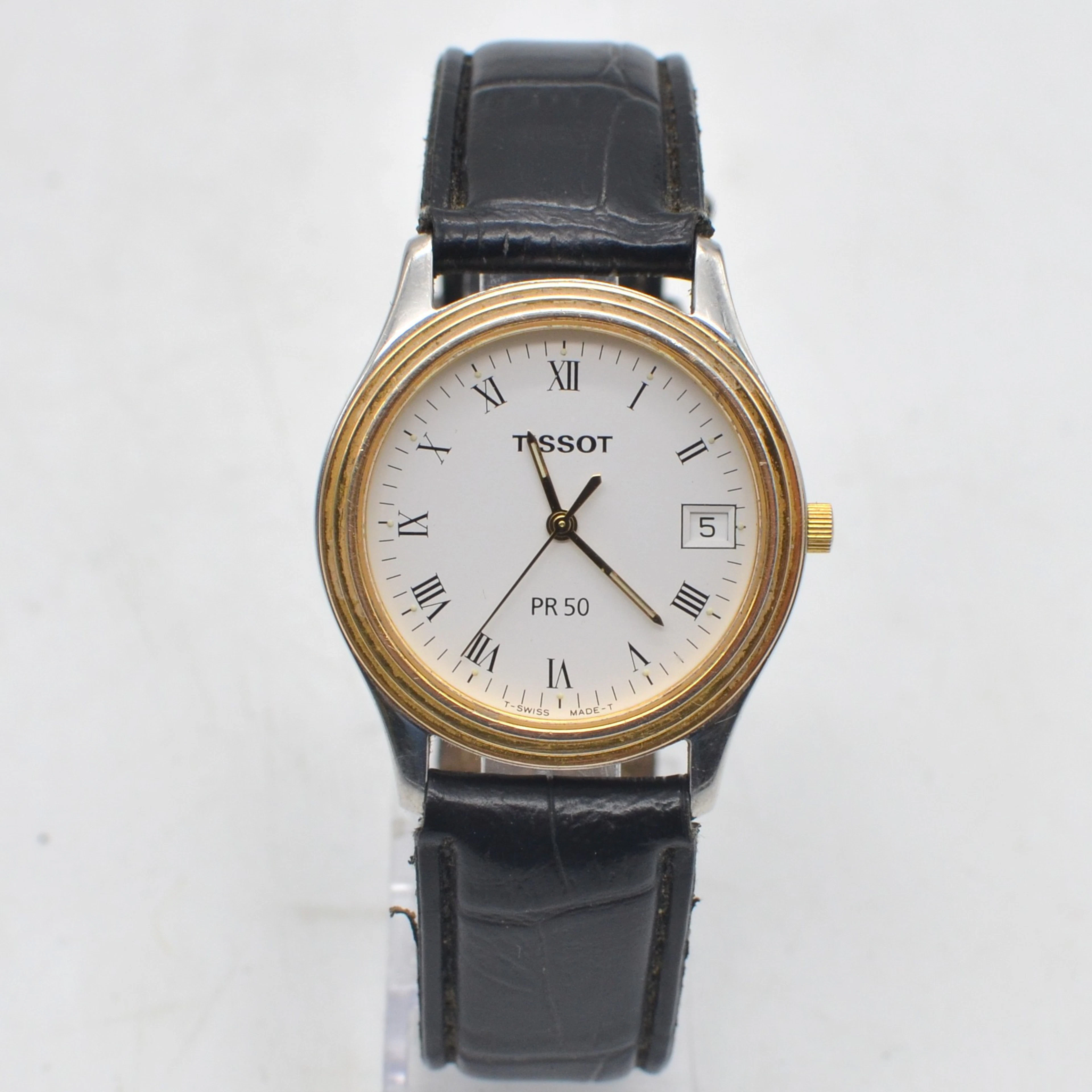 TISSOT, PR 50, ARMBANDUHR, SAPHIRGLAS, DAYDATE-ANZEIGE, SWISS MADE