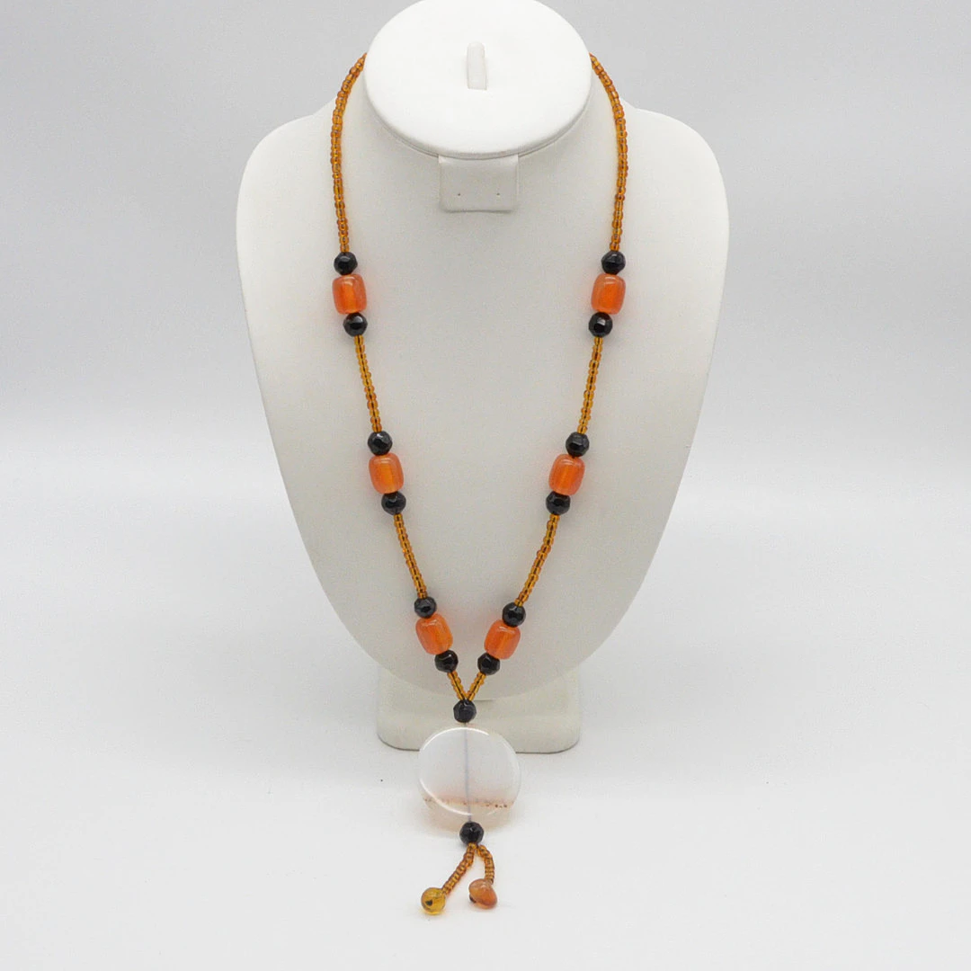 HANDGEMACHTES COLLIER MIT GHOSENIT UND GLASPERLEN, ENDLOSKETTE, VINTAGE