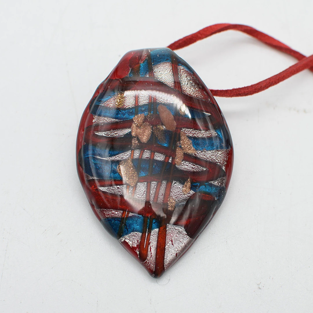 MURANO GLAS ANHÄNGER, BLATTFORM, STUDIOGLAS, GOLDFLITTER UND SILBERPLATZFOLIE