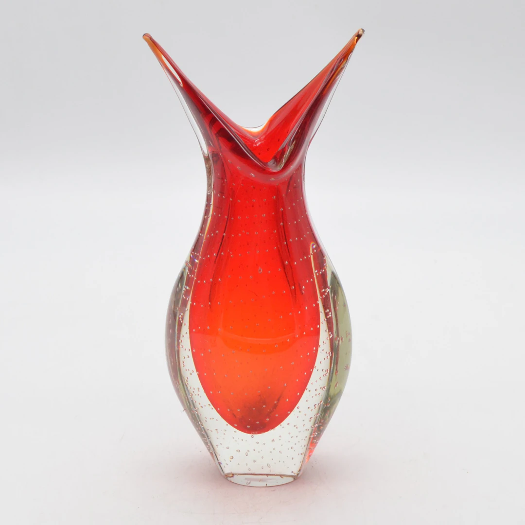 ARCHIMEDE SEGUSO. MURANO GLAS VASE, SOMMERSO UND BULLICANTE, ROT-TRANSPARENT